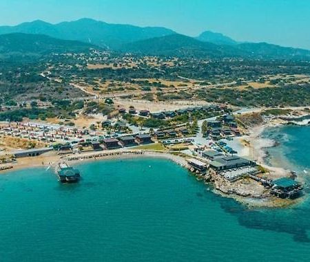 Zambak Holiday Village & Restaurant Superb Seafront Location ! Agios Georgios  외부 사진