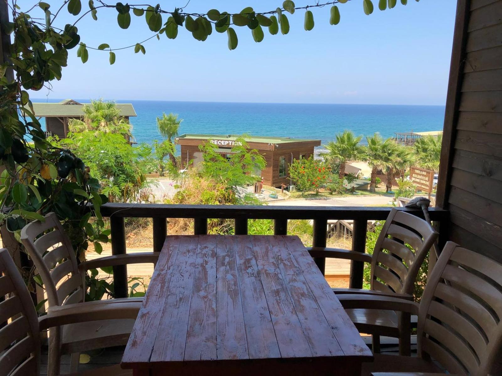 Zambak Holiday Village & Restaurant Superb Seafront Location ! Agios Georgios  외부 사진