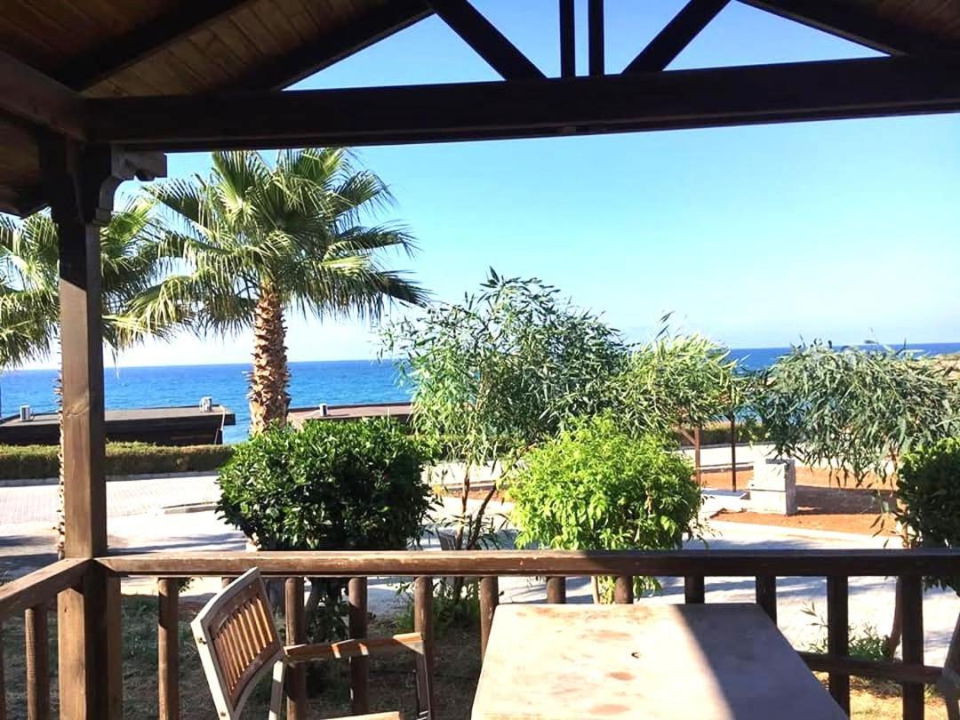 Zambak Holiday Village & Restaurant Superb Seafront Location ! Agios Georgios  외부 사진