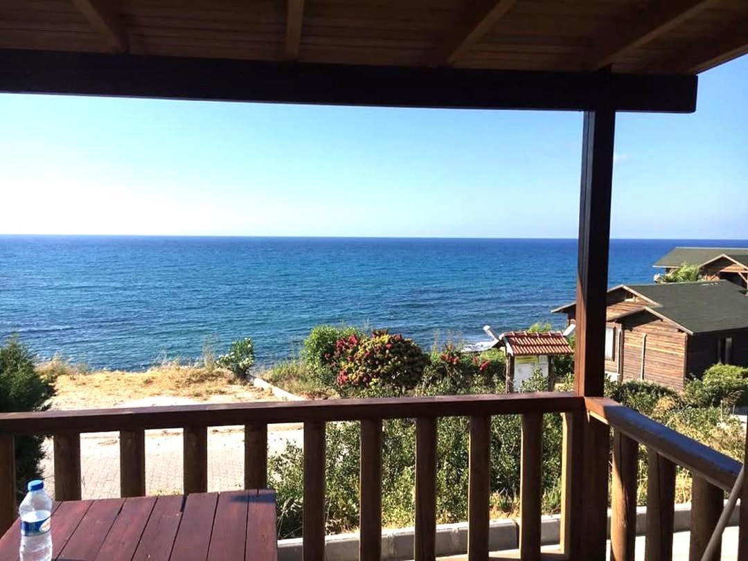 Zambak Holiday Village & Restaurant Superb Seafront Location ! Agios Georgios  객실 사진